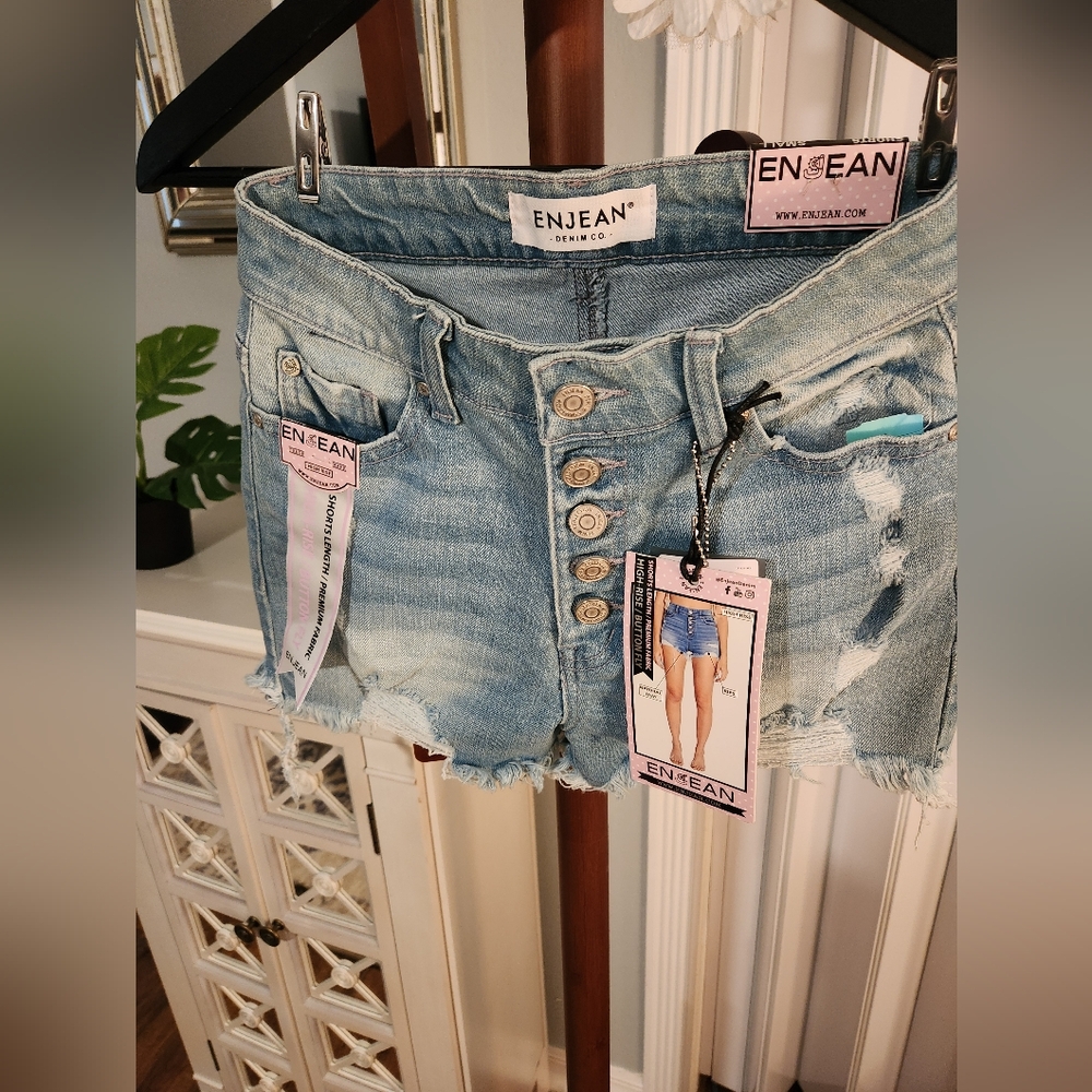 NWT Enjean High Rise Button Fly Stretch Distressed Jean Shorts